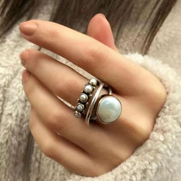 Pearl Solitaire Five Stone Adjustable Silver Plated or Gold Plated Ring - Picture 7 of 9